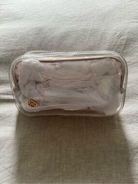Clear Kendra Scott belt bag, beige fabric
